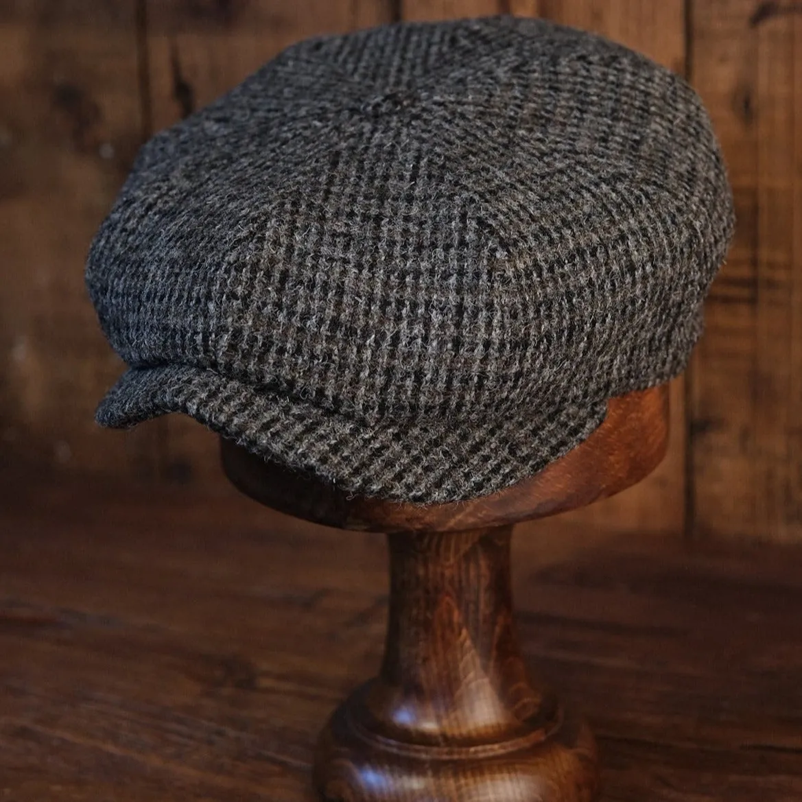 Eight Piece Grey Harris Tweed Newsboy Cap