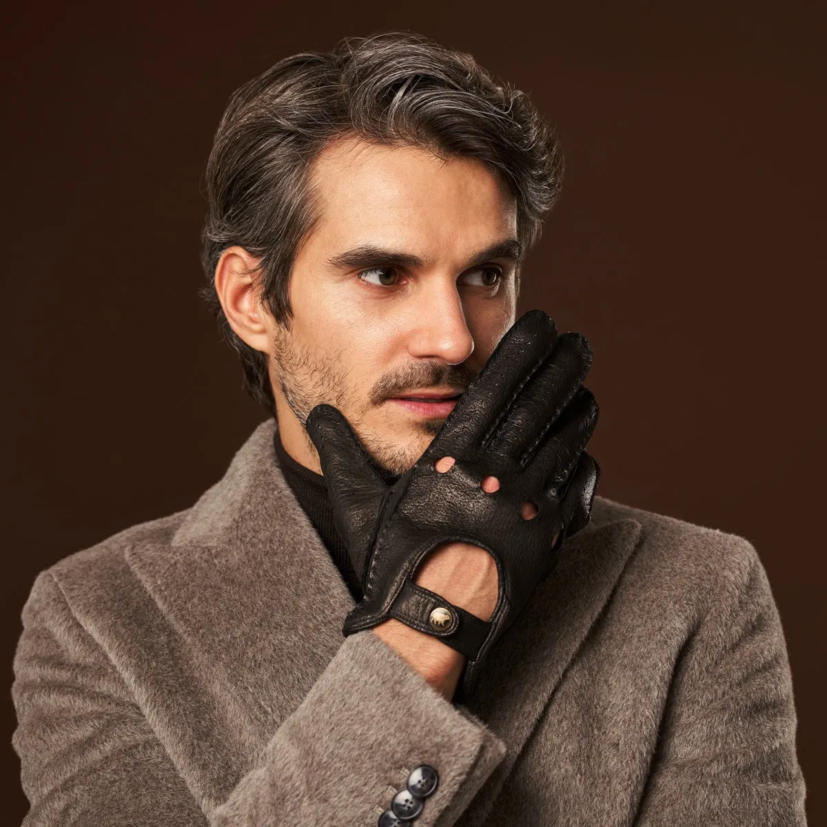 Marcello (black) – Luxurious Italian peccary driving gloves