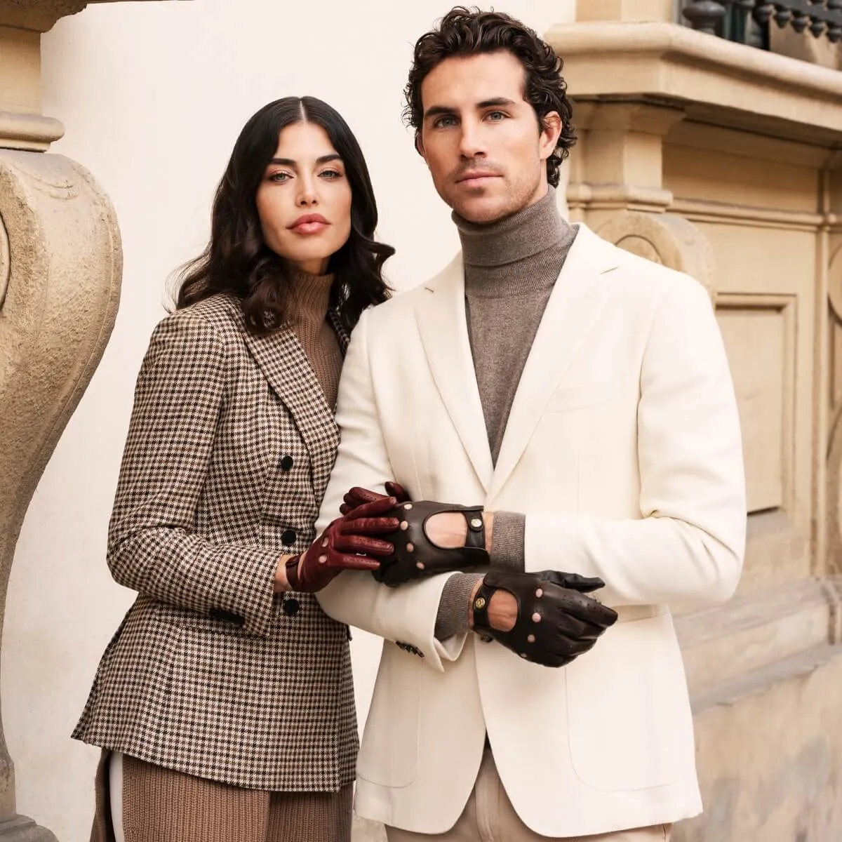 Umberto (brown) - Italian lambskin leather driving gloves & touchscreen feature