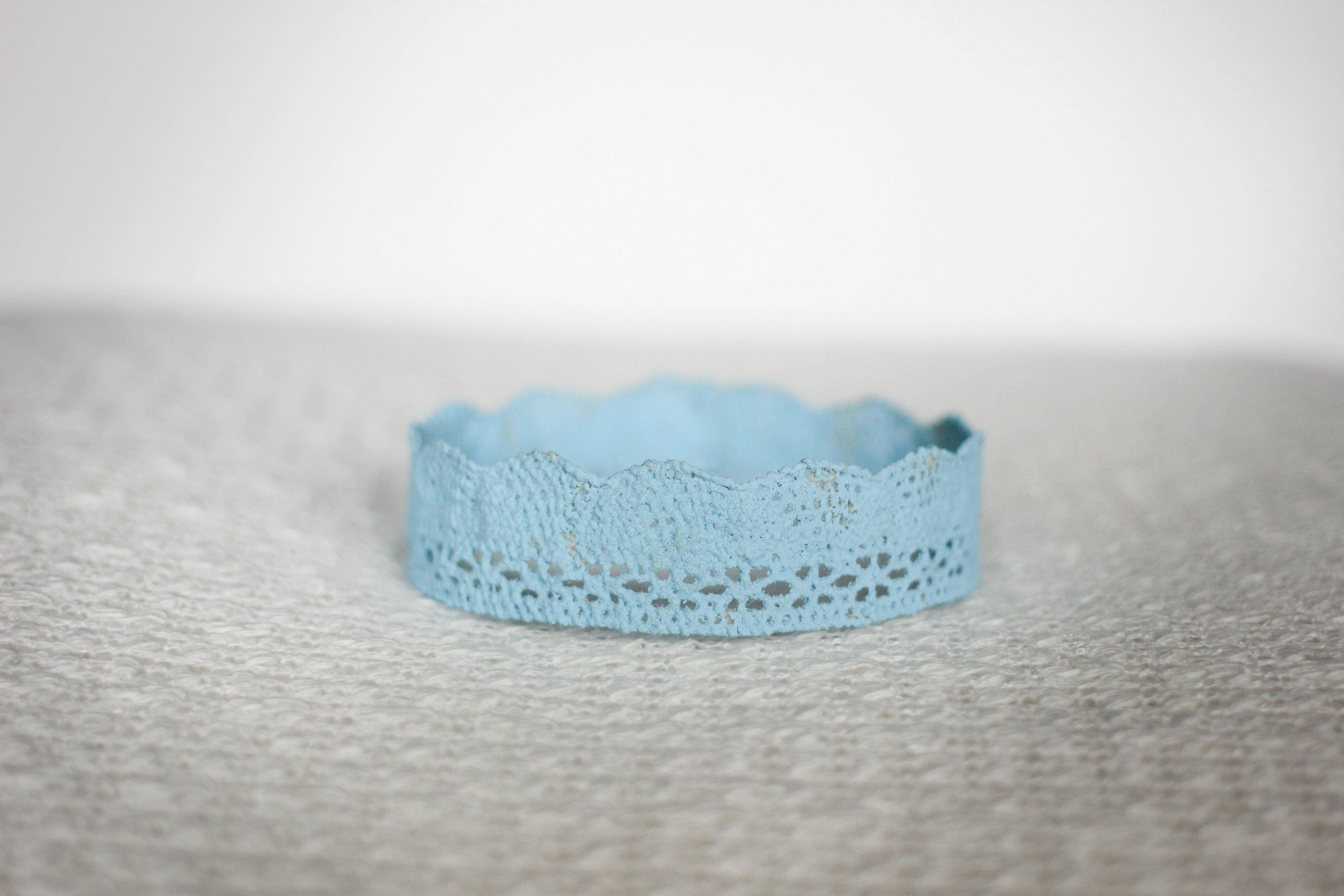 William Newborn Lace Baby Crown