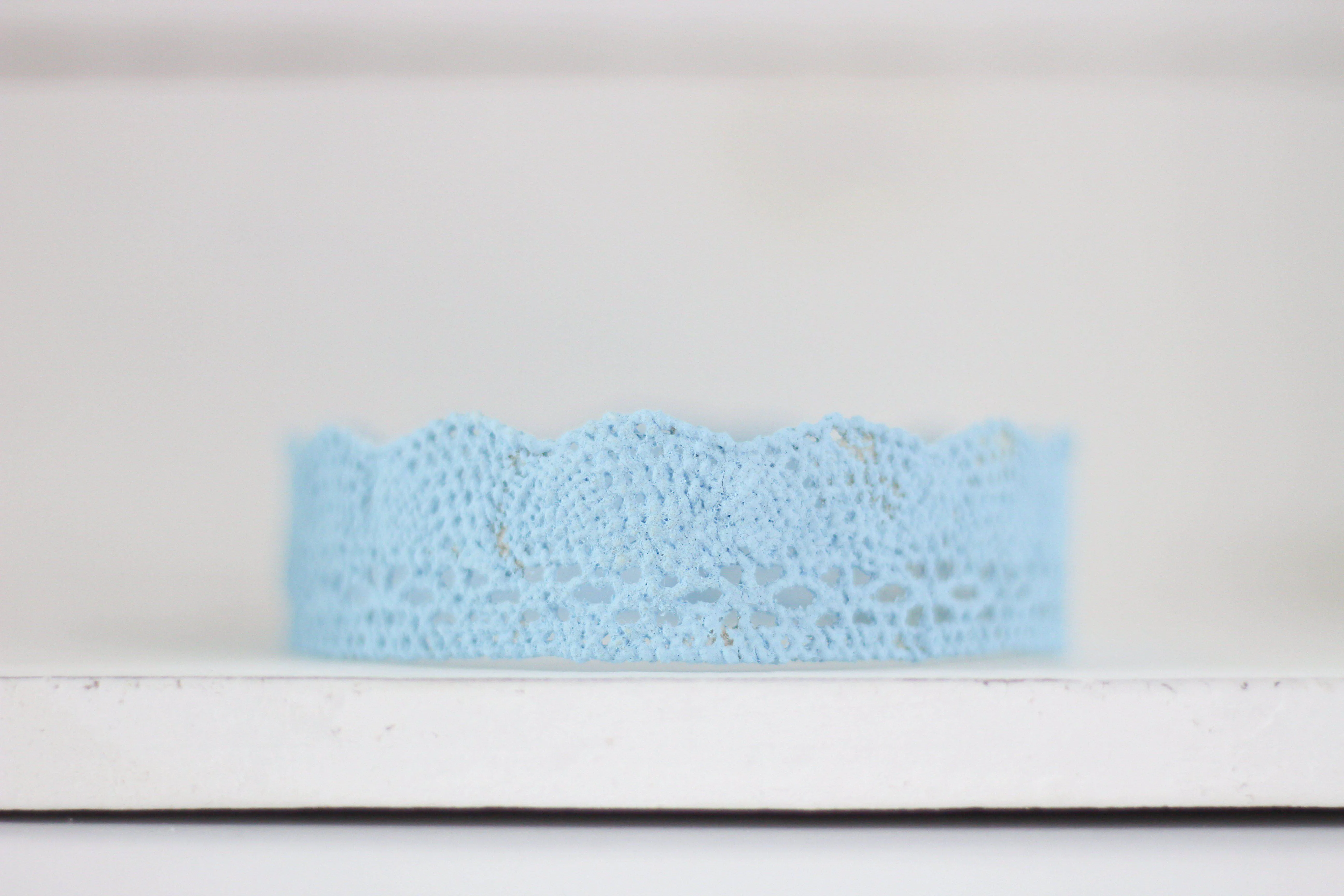 William Newborn Lace Baby Crown