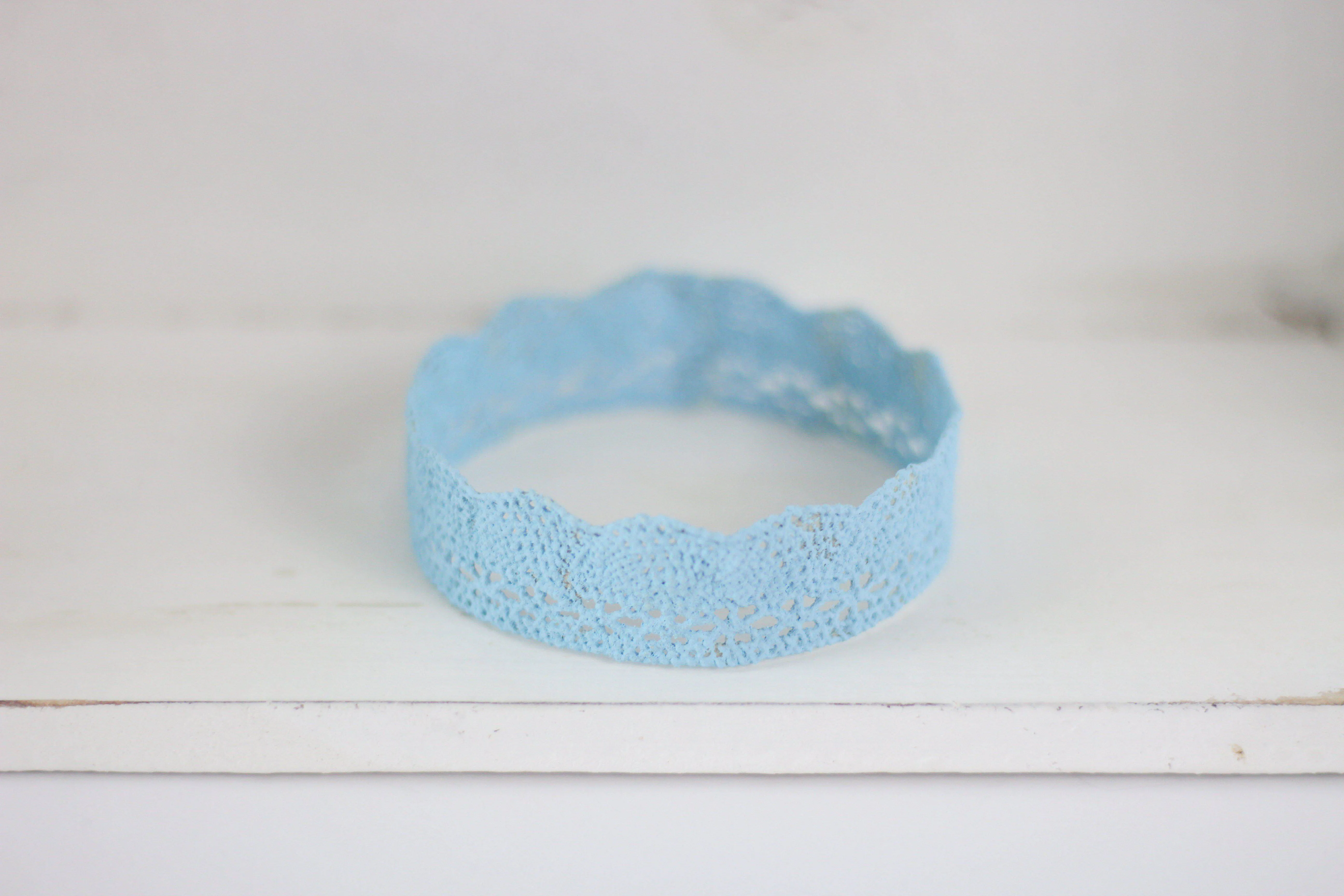 William Newborn Lace Baby Crown